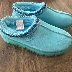 Ugg tasman